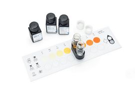 Chlorine  and  pH  Test  (free  chlorine,  DPD)  Method:  colorimetric  with  color  card  and